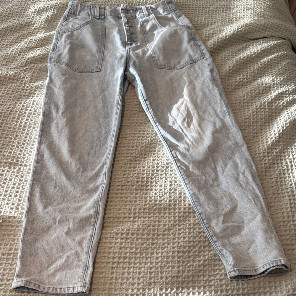 Veronica Beard light wash jeans